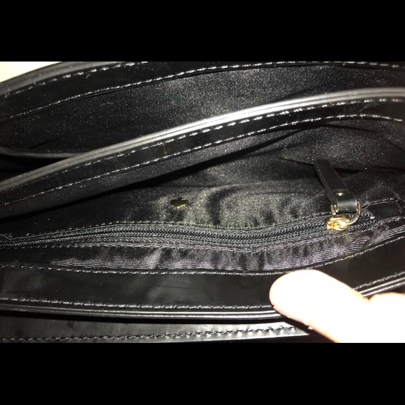 Kate Spade MASSEY COURT MELODIE SHOULDER BAG - Picture 9 of 9